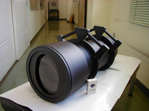 lens1.jpg